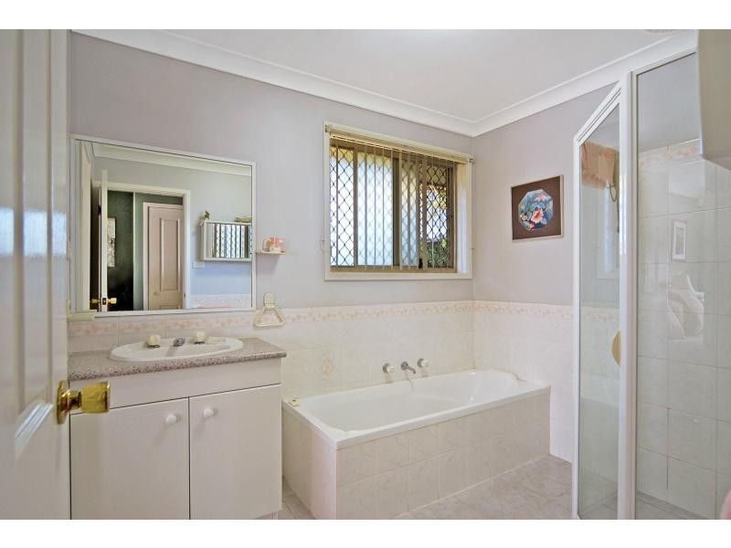 18 Jaycee Avenue, Nowra NSW 2541