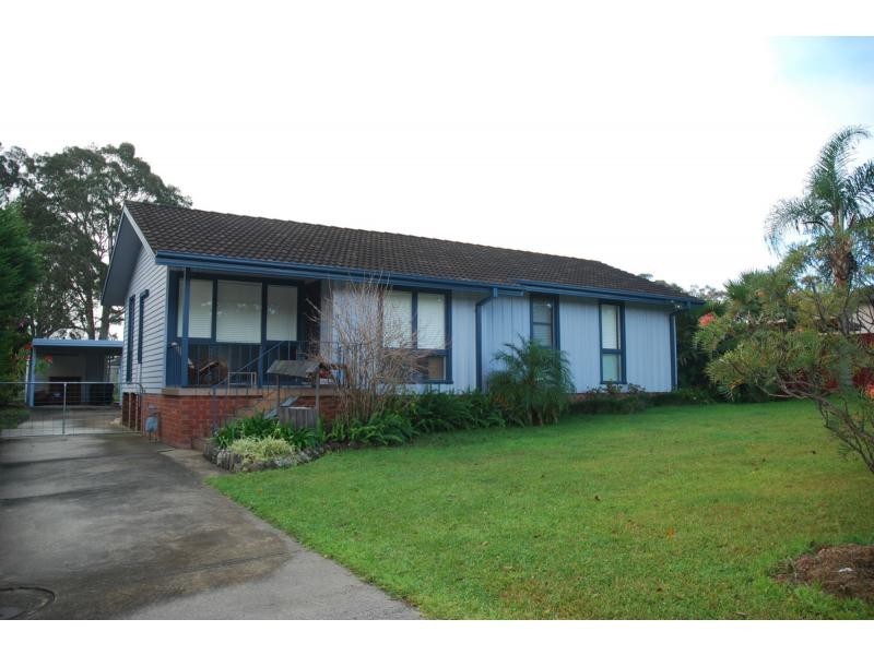 24 Elyard Drive, Nowra NSW 2541