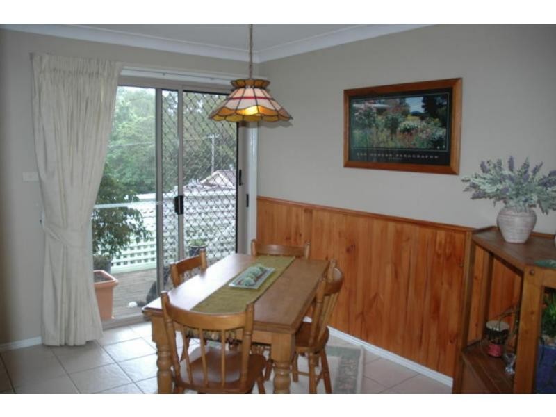 4/60 Brinawarr Street, Bomaderry NSW 2541