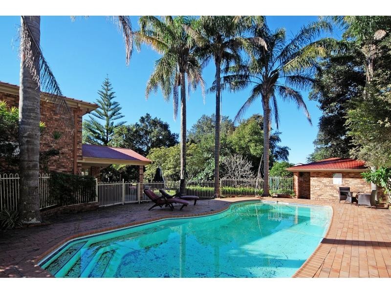 9 Halstead Place, Bomaderry NSW 2541