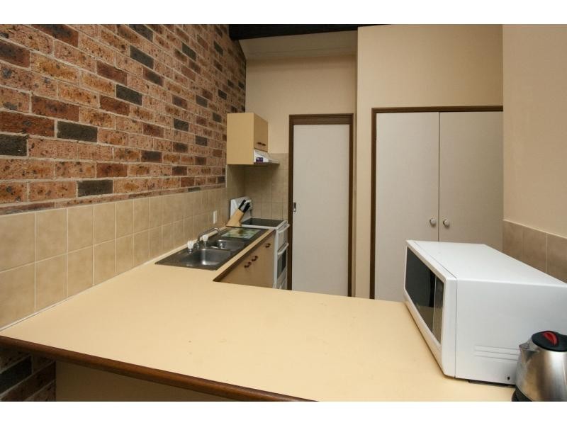 Unit 16/27 Bowada Street, Bomaderry NSW 2541
