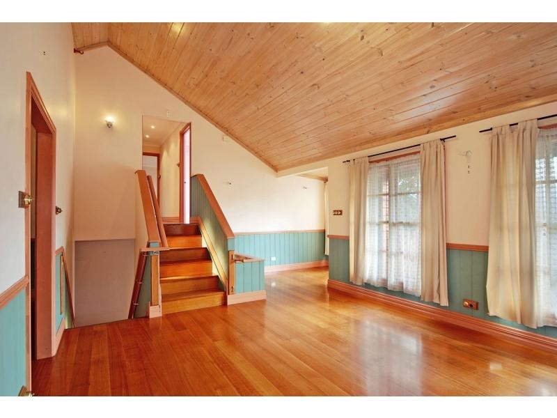 22 Jaycee Avenue, Nowra NSW 2541