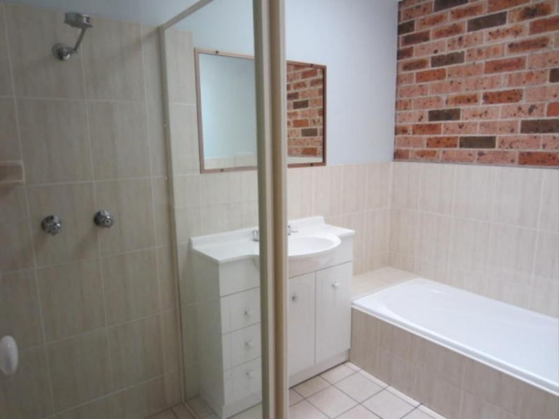 20/27 Bowada Street, Bomaderry NSW 2541