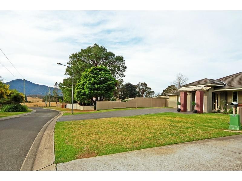 9 Karana Drive, North Nowra NSW 2541