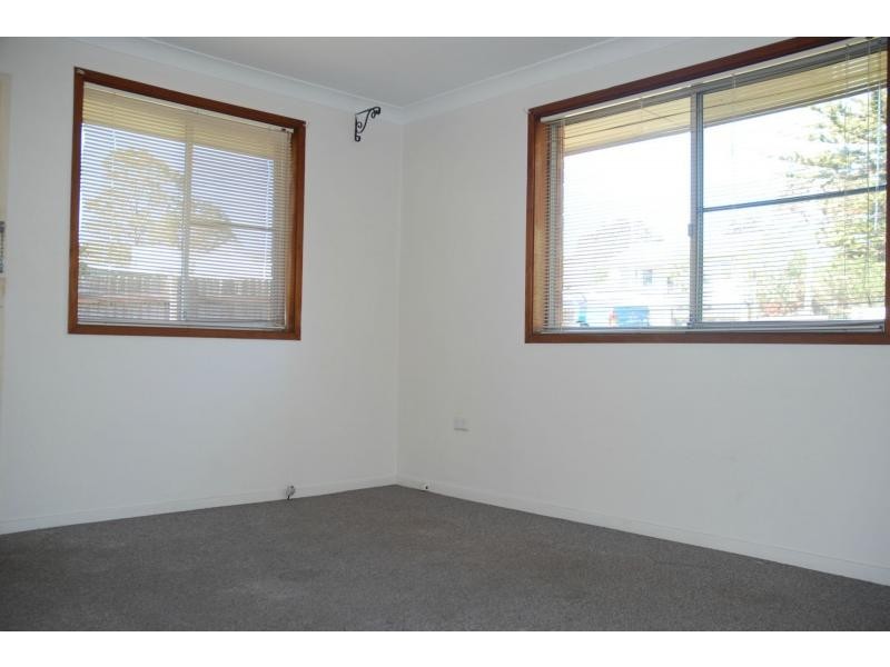 1/11 Albatross Road, Nowra NSW 2541