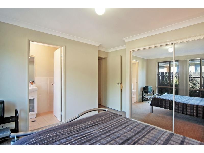 122b Jasmine Drive, Bomaderry NSW 2541