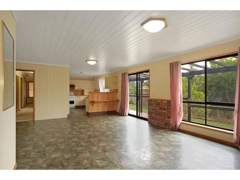 87 Lyndhurst Drive, Bomaderry NSW 2541