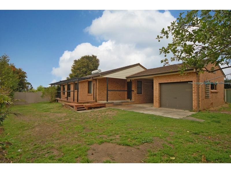 87 Lyndhurst Drive, Bomaderry NSW 2541