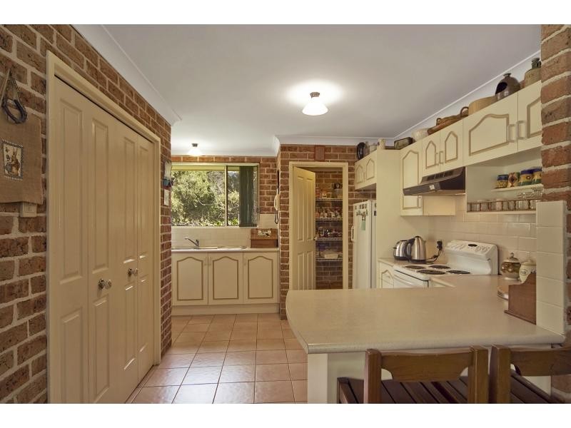 37 Kongoola Avenue, Cambewarra NSW 2540