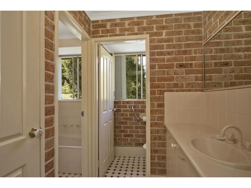 37 Kongoola Avenue, Cambewarra NSW 2540