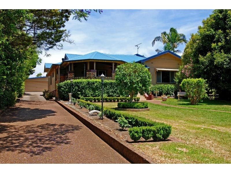 16 Worrigee Street, Nowra NSW 2541