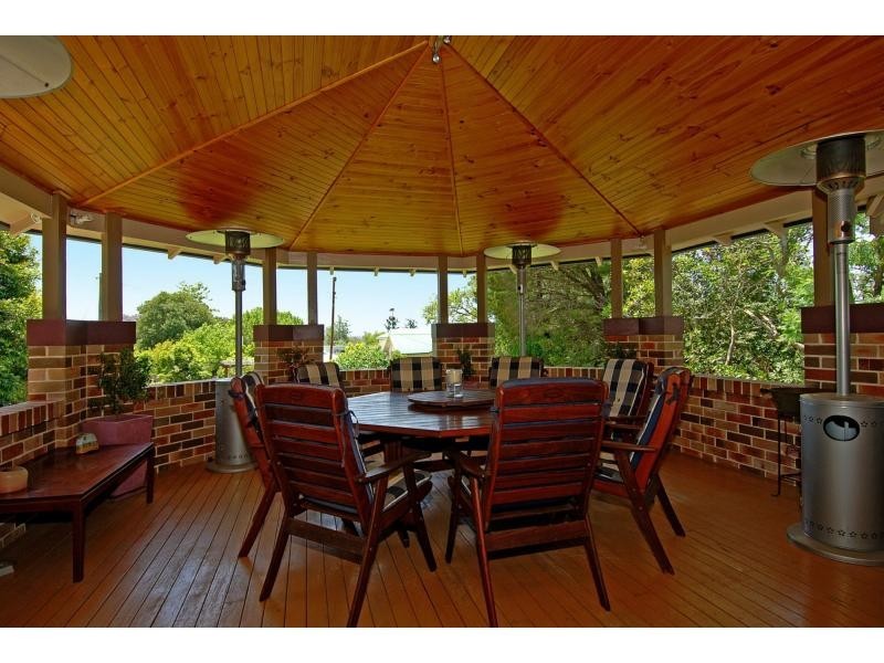 16 Worrigee Street, Nowra NSW 2541