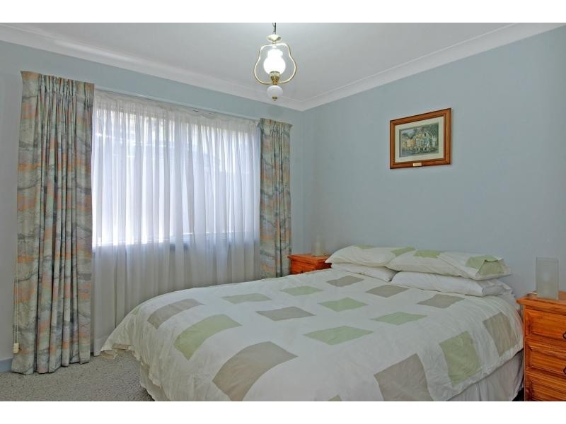 16 Worrigee Street, Nowra NSW 2541