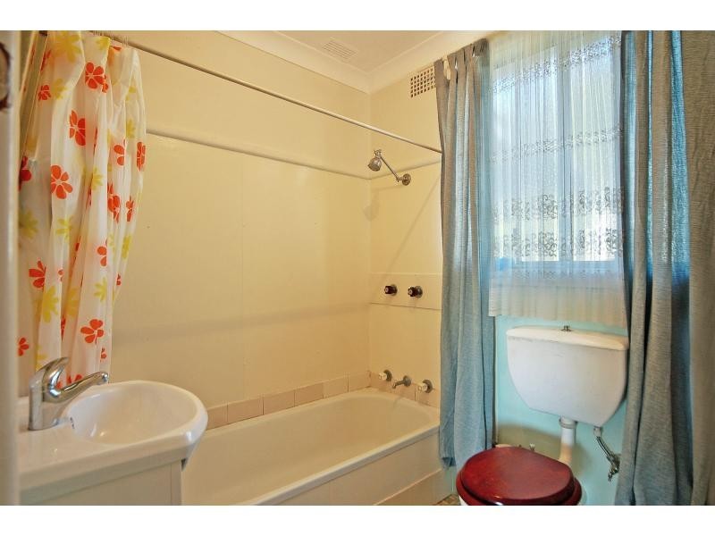 16 Berrellan Street, Greenwell Point NSW 2540