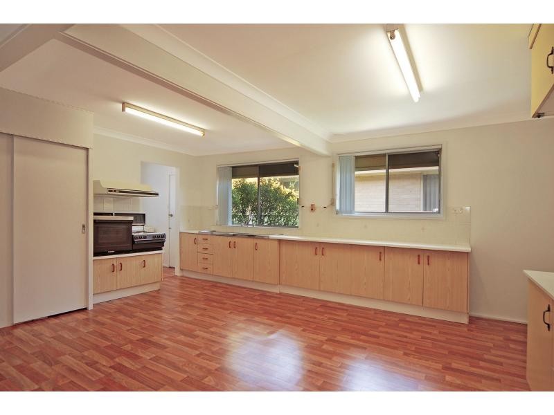 47 Yalwal Road, West Nowra NSW 2541