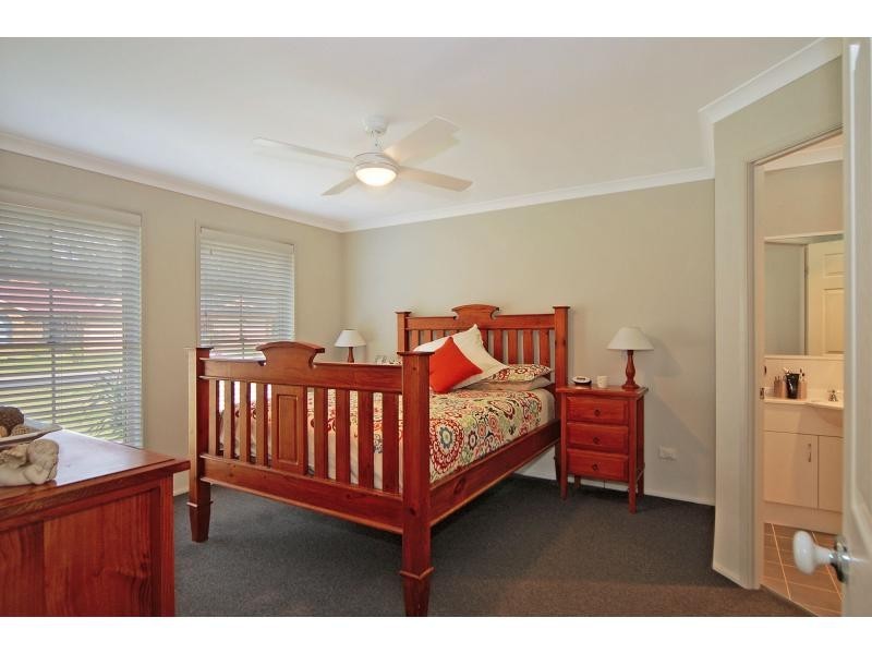 12 Jewel Street, Worrigee NSW 2540