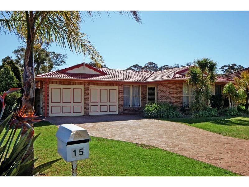 15 Robinia Way, Worrigee NSW 2540
