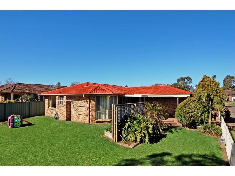 15 Robinia Way, Worrigee NSW 2540