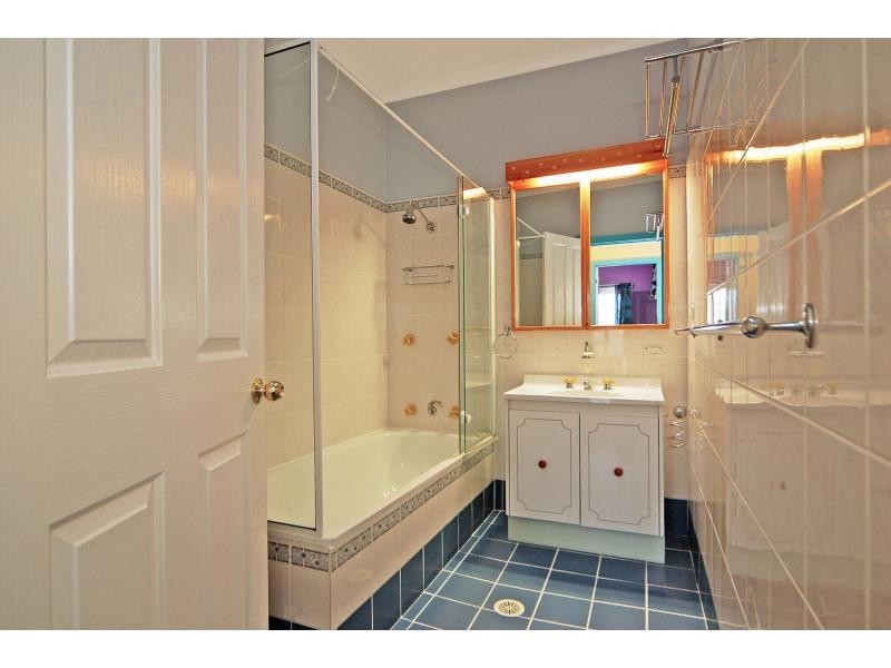16 Ernest Street, Nowra NSW 2541