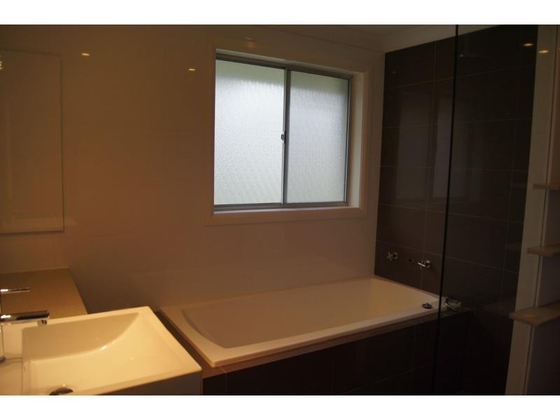 6 Farrar Drive, North Nowra NSW 2541