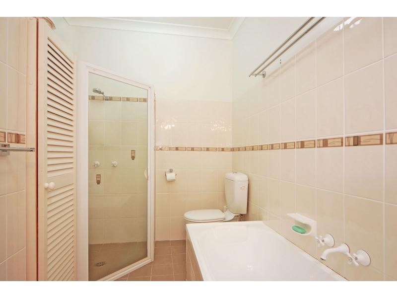 16 Turley Avenue, Bomaderry NSW 2541