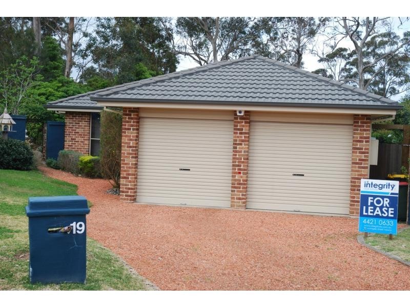 19 Olympic Drive, West Nowra NSW 2541