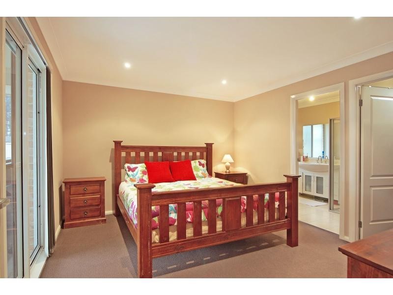 131 Rayleigh Drive, Worrigee NSW 2540