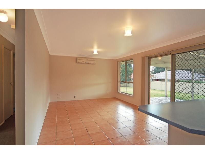 93 Jasmine Drive, Bomaderry NSW 2541