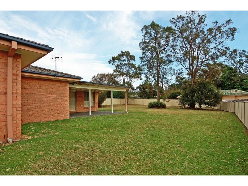 93 Jasmine Drive, Bomaderry NSW 2541