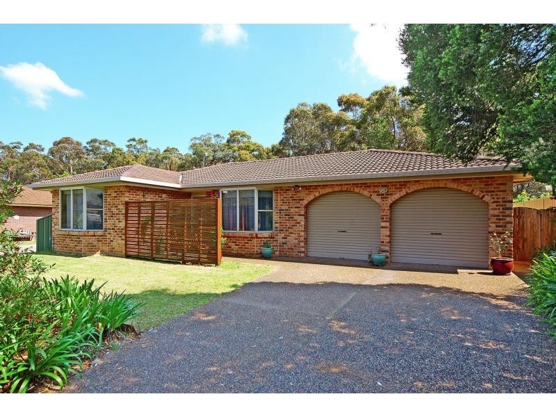 2 Romar Close, Bomaderry NSW 2541