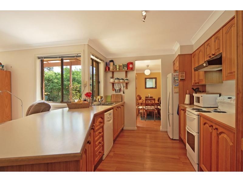 2 Romar Close, Bomaderry NSW 2541