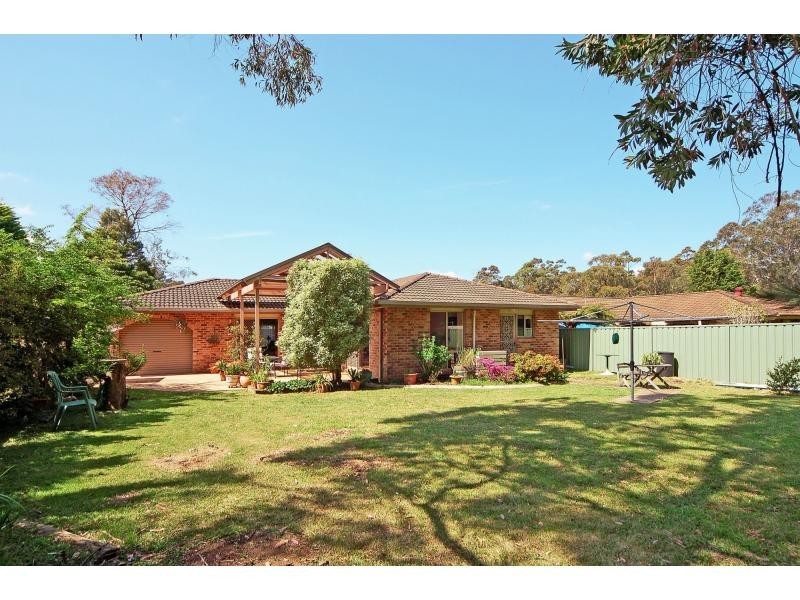 2 Romar Close, Bomaderry NSW 2541