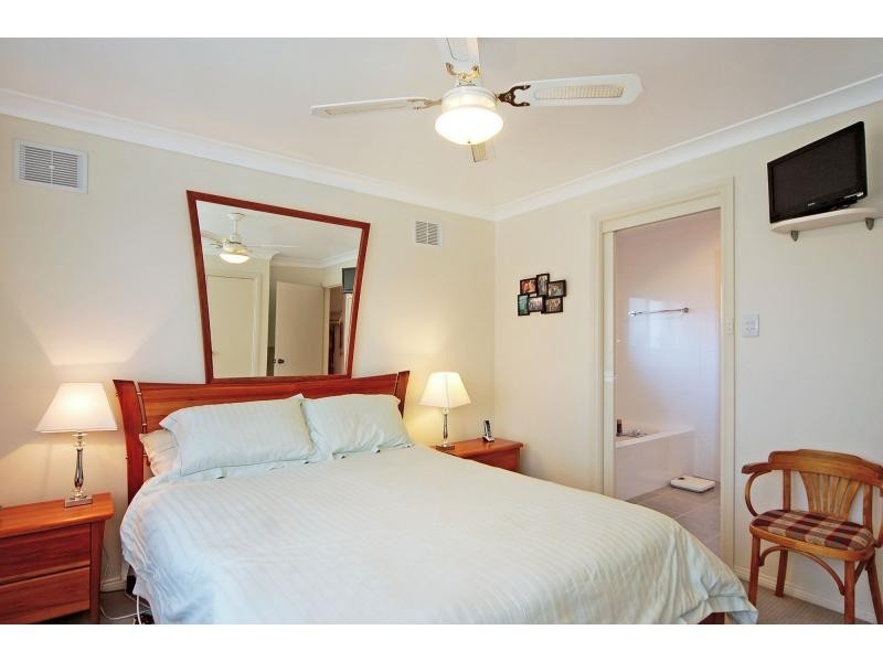 2 Romar Close, Bomaderry NSW 2541