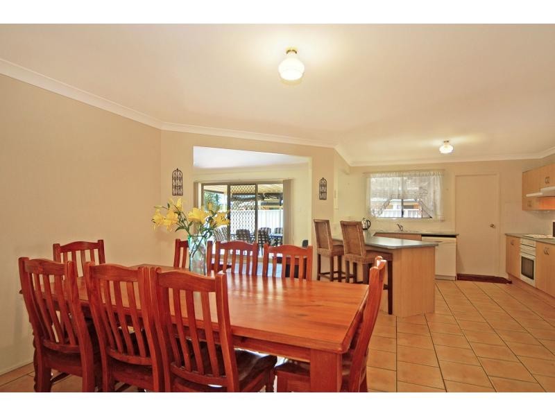 6 The Garden Walk, Worrigee NSW 2540