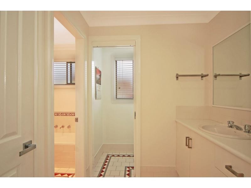 2/71 Page Avenue, North Nowra NSW 2541