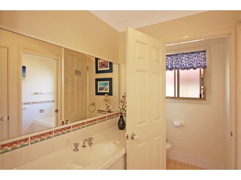 67 Burradoo Crescent, Nowra NSW 2541