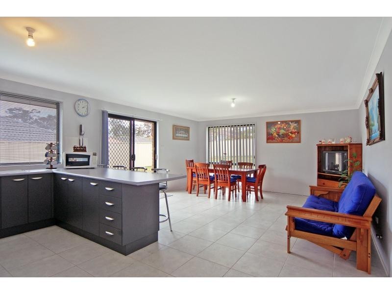 8 Mildura Street, Nowra NSW 2541