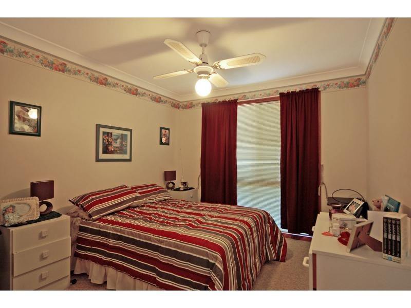 1/18 Wilari Close, Bomaderry NSW 2541