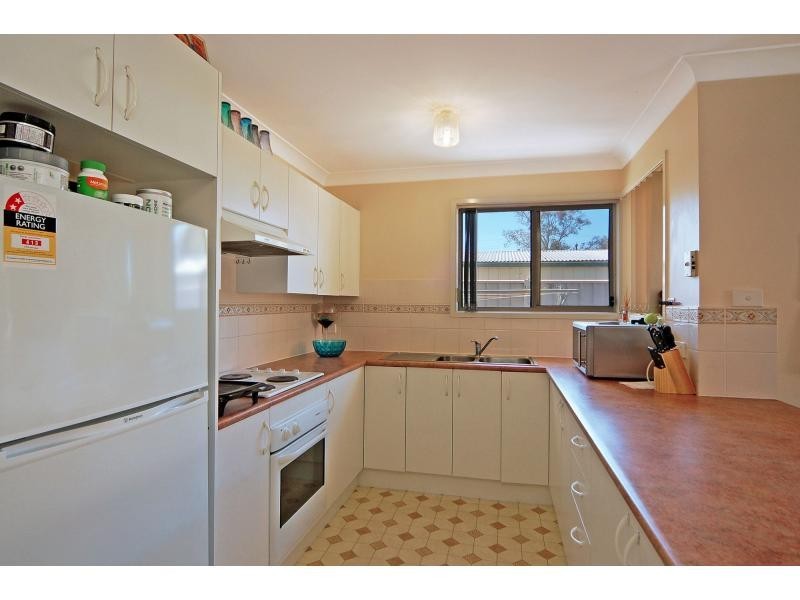 7/22 Mattes Way, Bomaderry NSW 2541