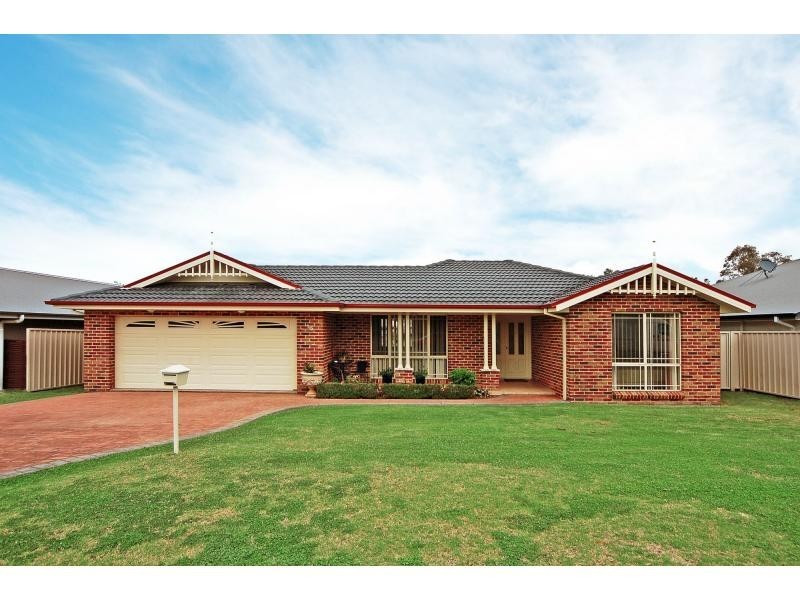 15 Mintbush Crescent, Worrigee NSW 2540