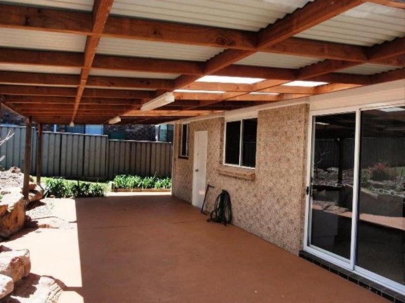 34 Peak Avenue, North Nowra NSW 2541