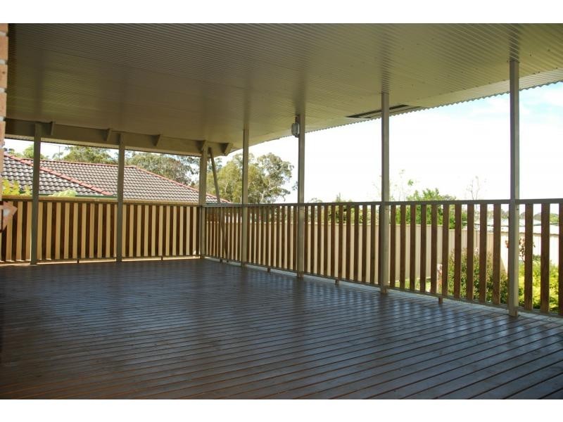 23 Lydon Avenue, West Nowra NSW 2541