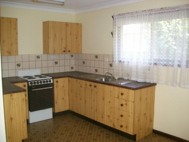 2/3 Burton Street, Nowra NSW 2541