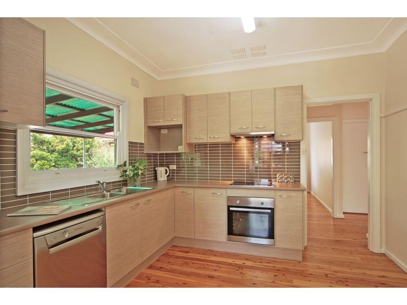 102 Shoalhaven Street, Nowra NSW 2541