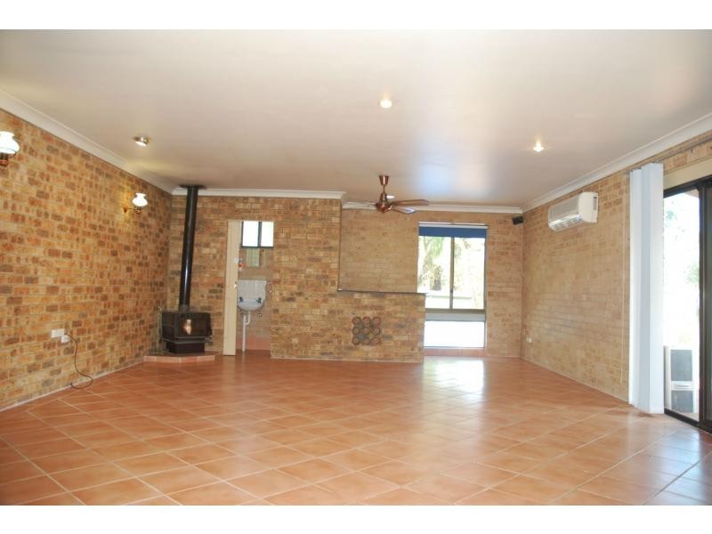 66 Hillcrest Avenue, South Nowra NSW 2541