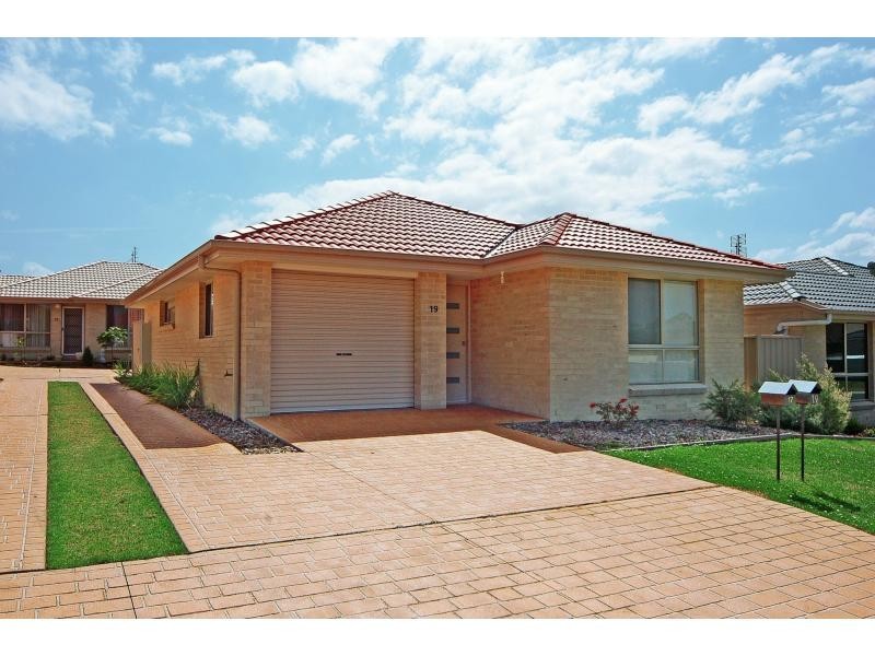 19 Sullivan Street, Worrigee NSW 2540