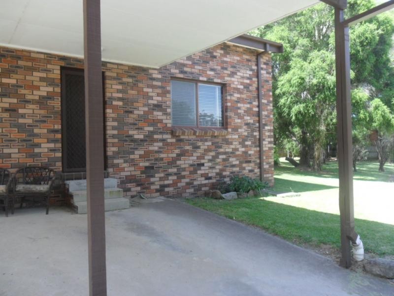 1/49 Brinawarr Street, Bomaderry NSW 2541