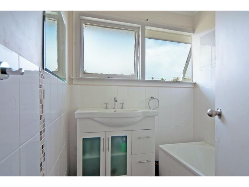 48 Meroo Road, Bomaderry NSW 2541