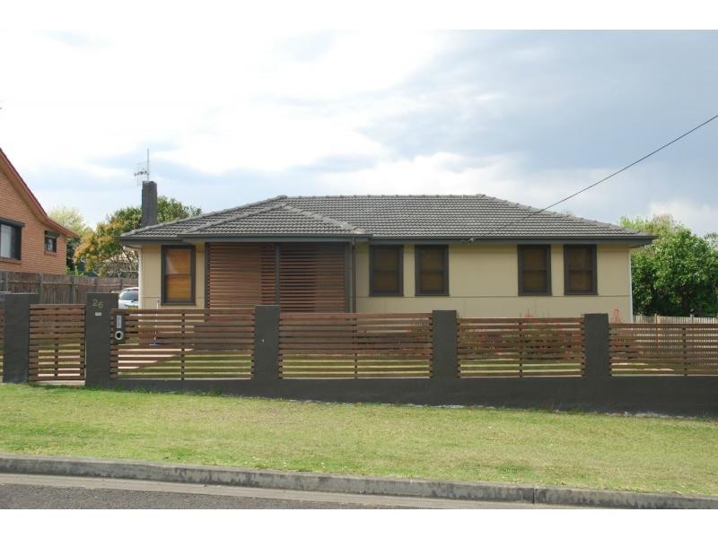 26 Dalwah Street, Bomaderry NSW 2541