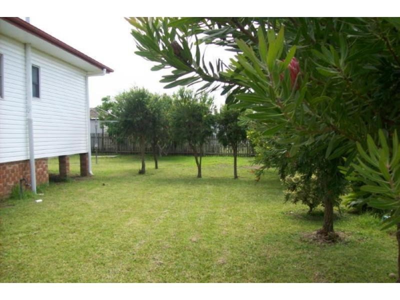 5 Ryan Avenue, Nowra NSW 2541